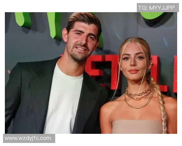 库尔图瓦：从青涩门将到世界顶级守护者的传奇之路