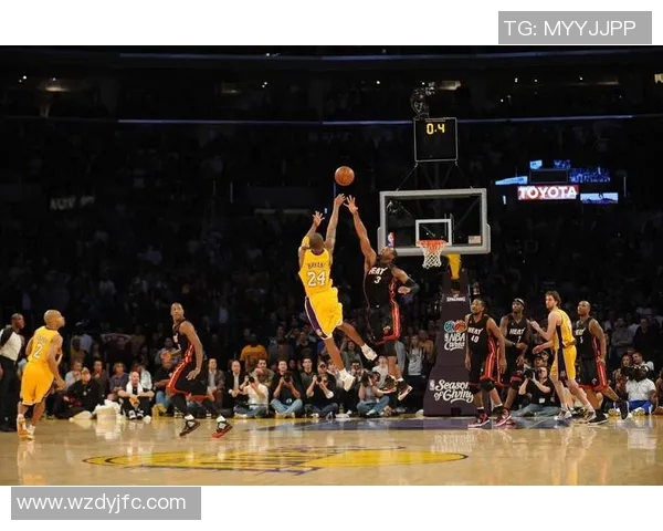 科比传奇:从篮球场上的巨星到全球偶像的辉煌人生与永恒影响 科比传奇:从篮球场上的巨星到全球偶像的辉煌人生与永恒影响