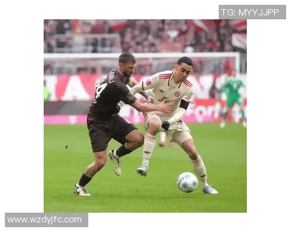 西布罗姆与诺丁汉激战正酣比赛直播全程精彩回顾与分析