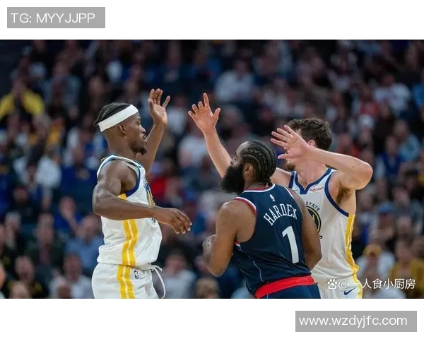 2015至2016赛季勇士与雷霆对决回顾：巅峰对决与传奇时刻的交织