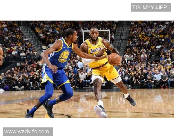 2016年圣诞大战勇士与骑士的巅峰对决回顾与精彩瞬间分析 2016年圣诞大战勇士与骑士的巅峰对决回顾与精彩瞬间分析