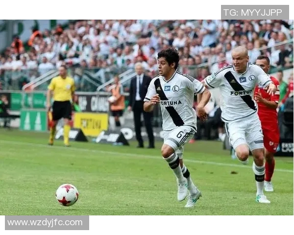 华沙军团与科克城激战正酣实况分析与精彩瞬间回顾